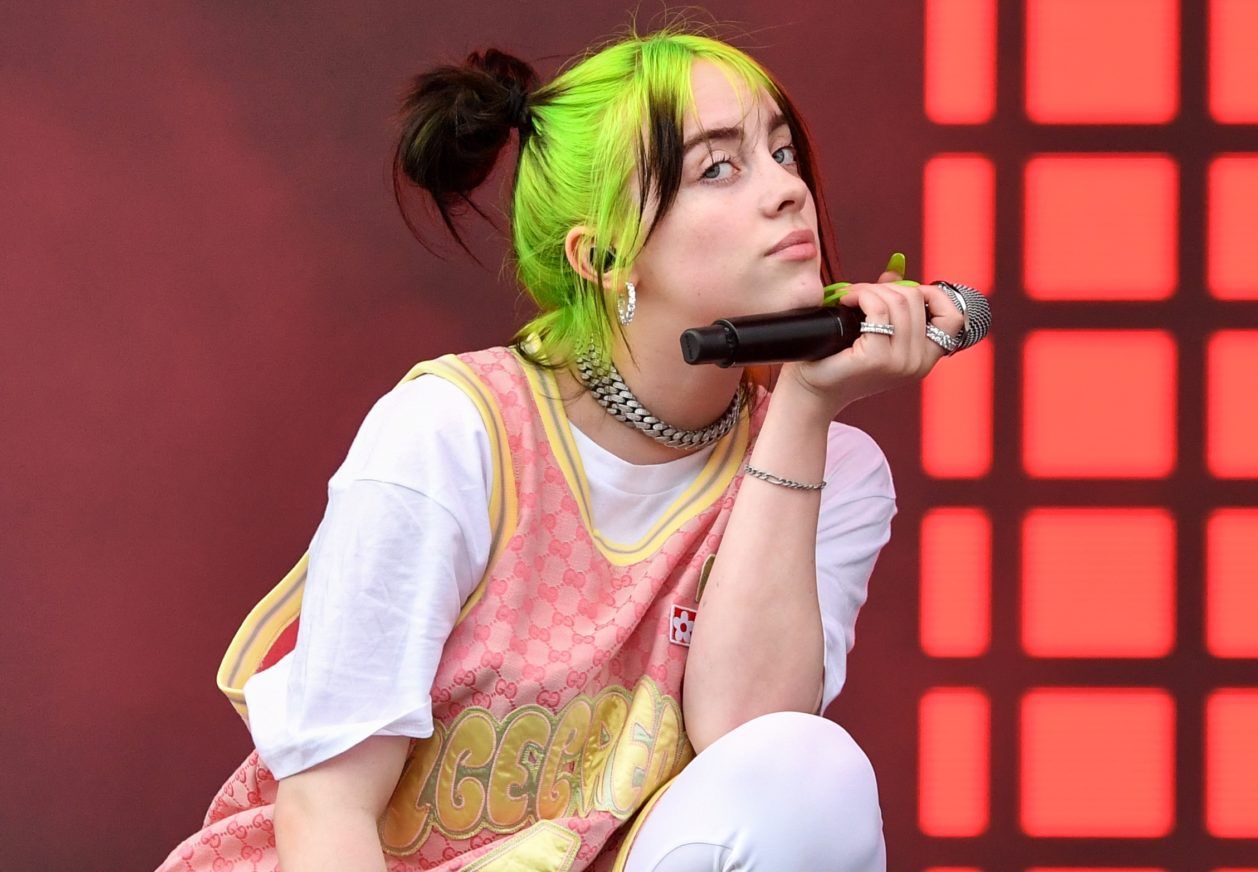 Від Біллі Айліш відписалися відразу 100 тисяч фанатів: все через еротику 18+