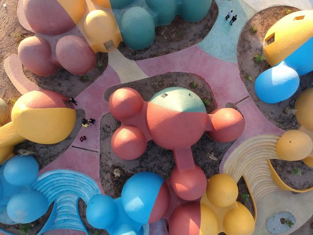 Справжній інстаграмний рай: як виглядає кольорове село на острові Ормуз в Ірані - фото 441686