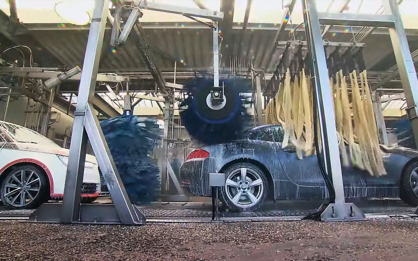 Найбільша автомийка у світі - фото 1