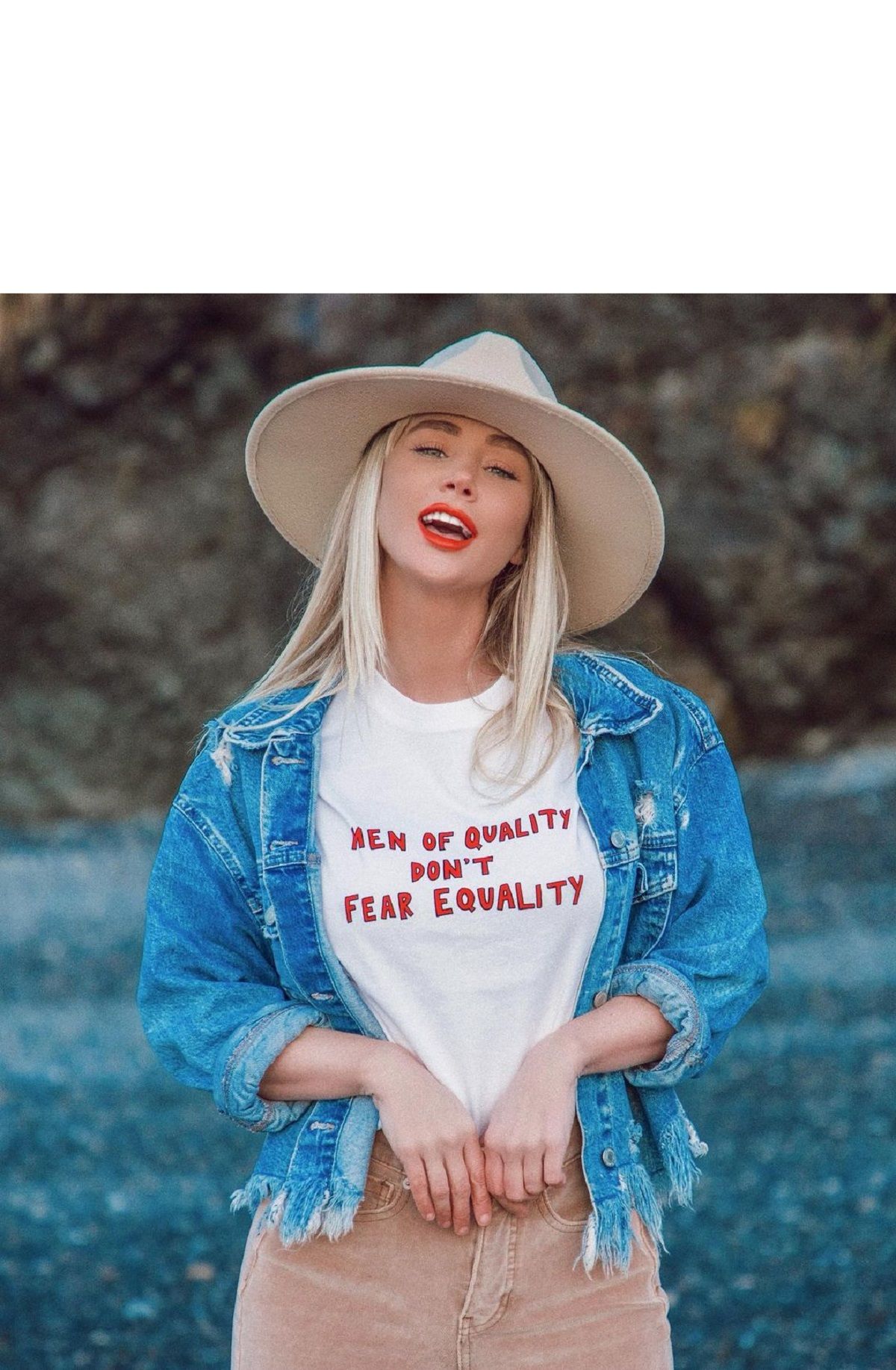 Сара Андервуд роздяглась в - фото 1