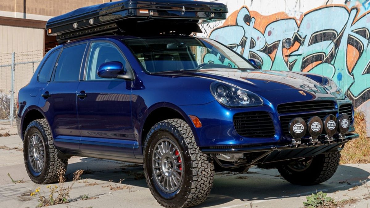 Позашляховик Porsche Cayenne Turbo S - фото 1