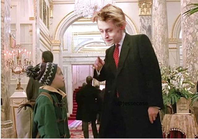 Користувачі мережі вирізали персонажа Трампа зі сцени у Сам удома 2 - фото 442659