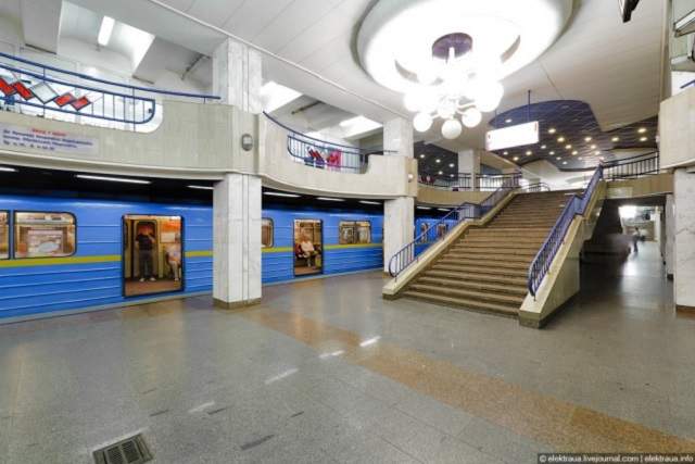 Найпопулярніша станція київського метро: де найчастіше бували жителі столиці у 2020 році - фото 442693