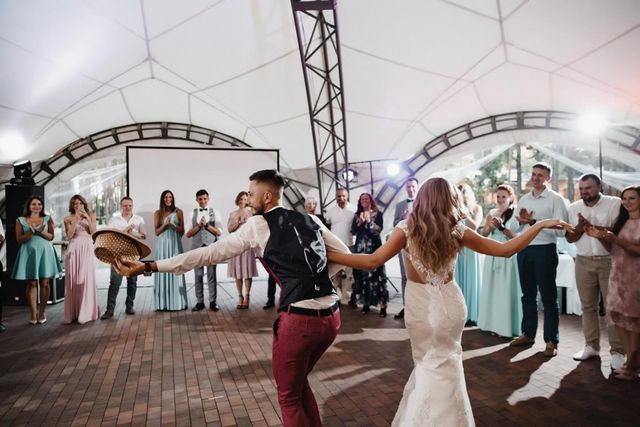 Які знаки Зодіаку зіграють весілля у 2021 році - фото 442805