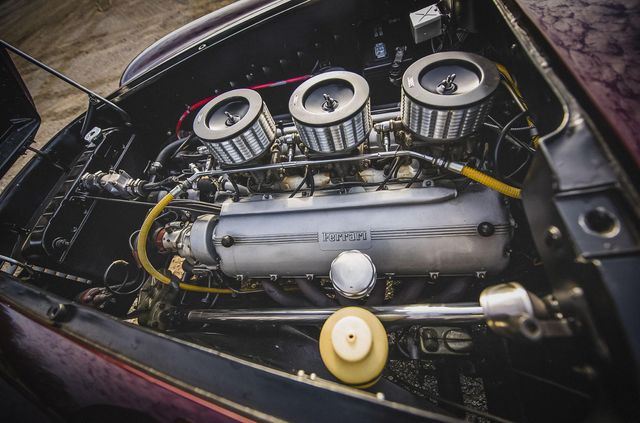 Один з двох Ferrari 375 America пустять з молотка за шалені гроші - фото 442839