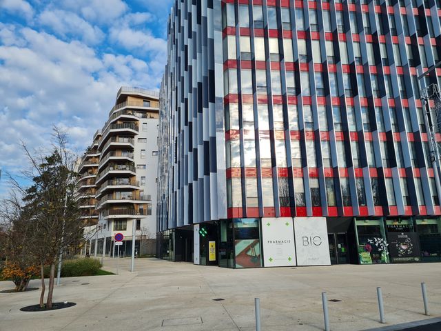 Експерти DxOMark оцінили можливості камер Samsung Galaxy S20 FE - фото 442943