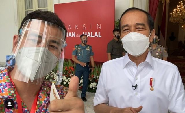 В Індонезії зірки Instagram стали пріоритетною групою для вакцинації - фото 443505