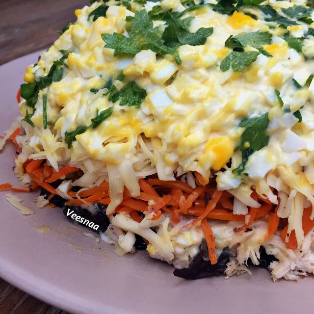 Смачний Марсель: як приготувати ситний салат - фото 443692