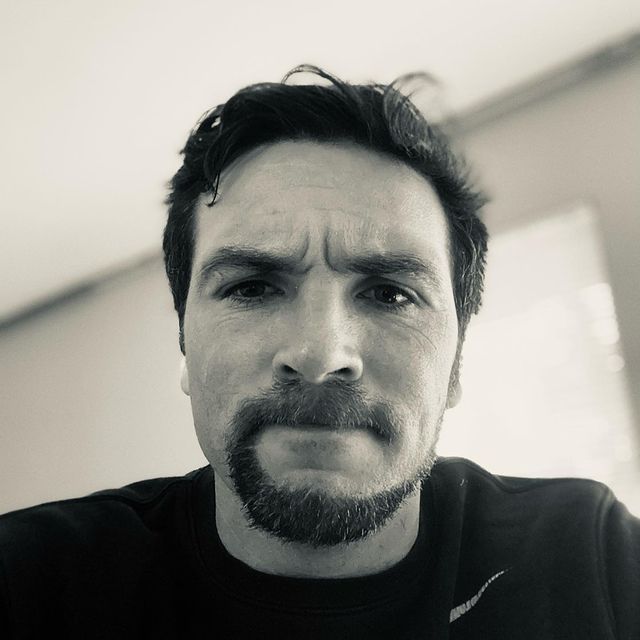 Борода у формі хвоста мавпи стала новим модним трендом: фото - фото 443769