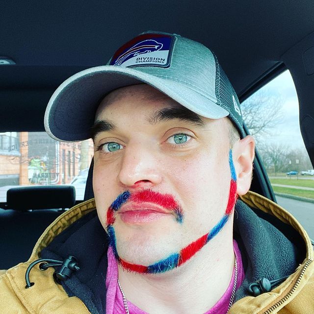 Борода у формі хвоста мавпи стала новим модним трендом: фото - фото 443776