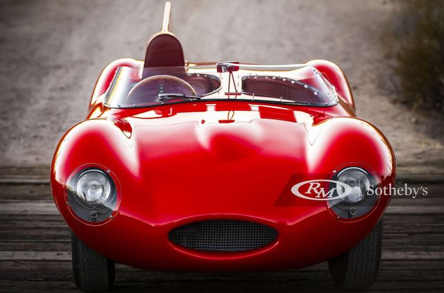 Рідкісний 66-річний Jaguar D-Type пустять з молотка: у скільки оцінили легендарне авто - фото 443899