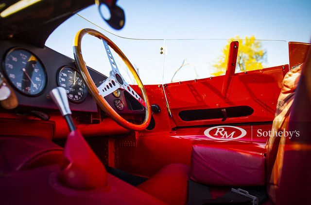 Рідкісний 66-річний Jaguar D-Type пустять з молотка: у скільки оцінили легендарне авто - фото 443901