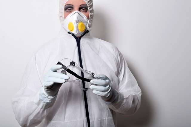 '‎Венетомед' – виробник надійних захисних костюмів та халатів - фото 444244