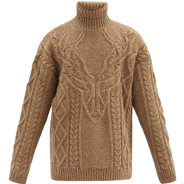 15 найкращих светрів для чоловіків, які стануть у пригоді й весною: фото модних фасонів - фото 444398