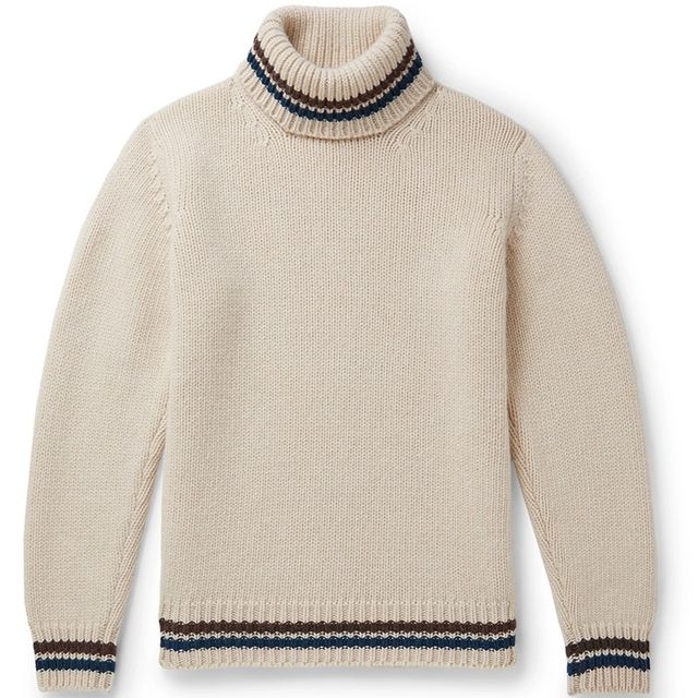 15 найкращих светрів для чоловіків, які стануть у пригоді й весною: фото модних фасонів - фото 444404