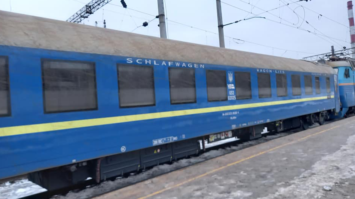 Душ і окремий туалет: тревел-блогер показав елітне купе у потязі Укрзалізниці