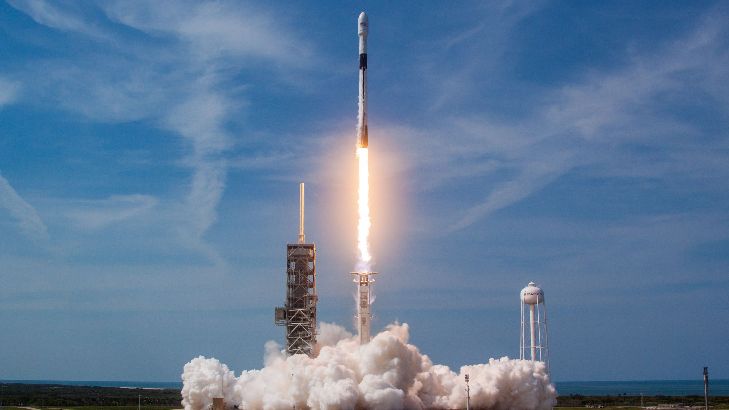 Falcon 9 - фото 1