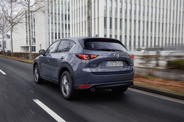 У мережі показали круту оновлену Mazda CX-5 - фото 444883