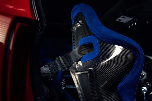 Ferrari 550 Maranello перетворили на крутий фургон для хліба: фото - фото 444981