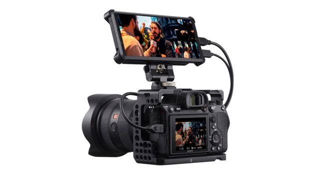 Sony Xperia Pro: представлено дорожезний смартфон для операторів - фото 445022