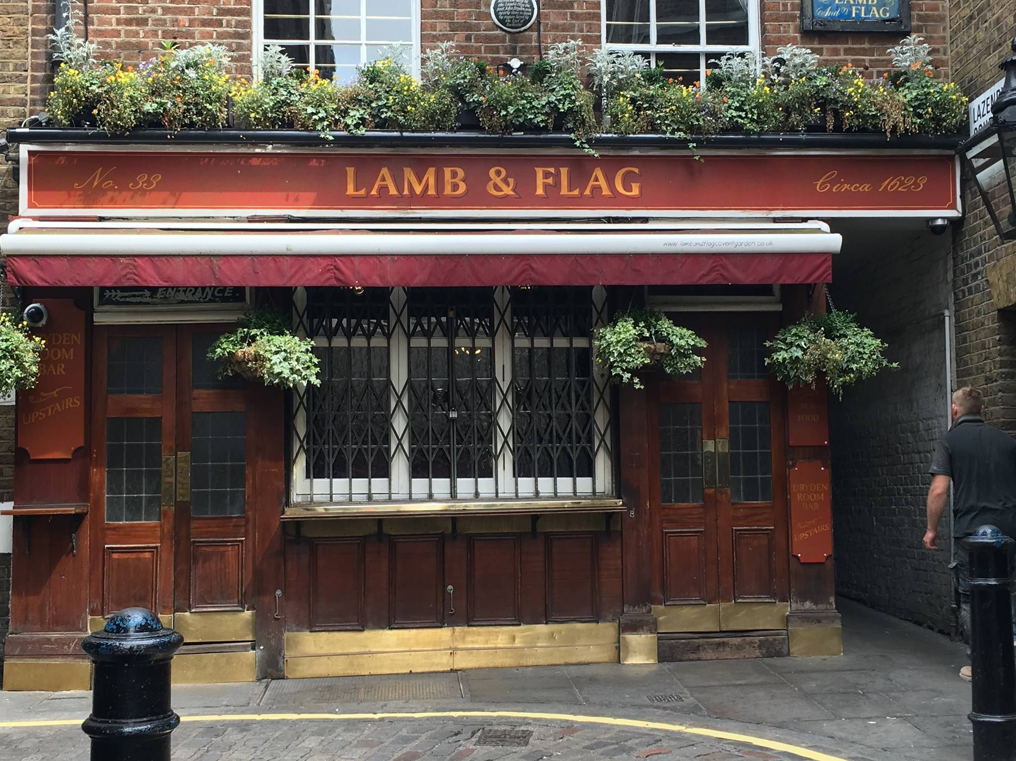 Історія закладу налічує 450 років - фото 1