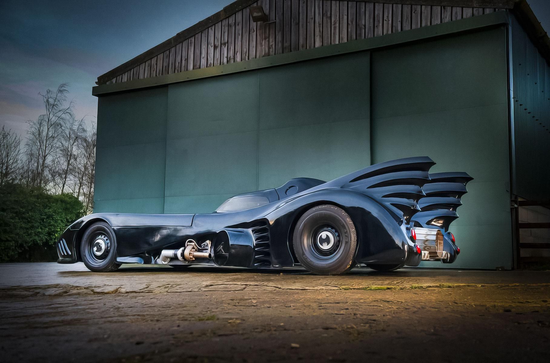 На репліці Бетмобіля можна їздити дорогами загального користування - фото 1