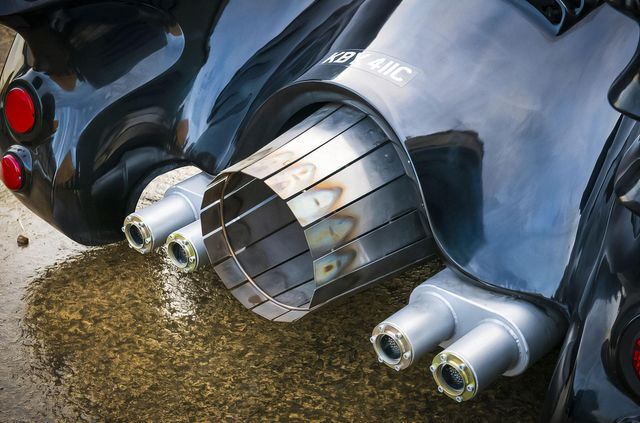 З молотка пустять Бетмобіль, на якому можна буде роз'їжджати містом - фото 445039