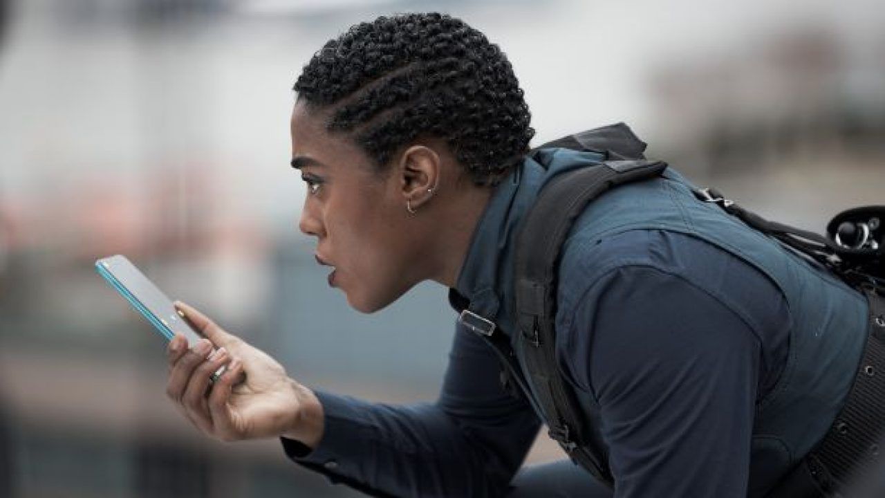 Деякі сцени з Бонда потрібно перезняти через смартфони Nokia - фото 1