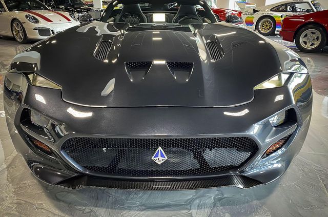 Єдиний у світі родстер Force 1, побудований на базі Dodge Viper, продадуть за шалені гроші - фото 445412