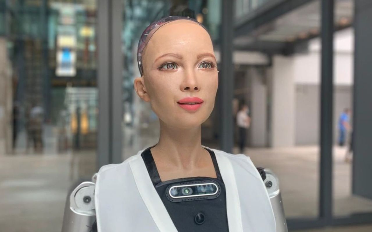 Робота Софію запустять у масове виробництво: для чого це зроблять