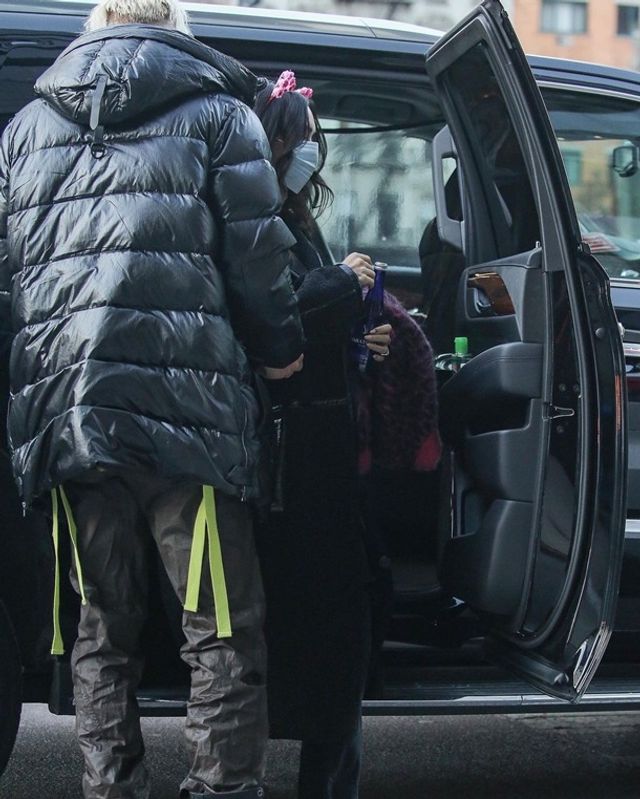 Меган Фокс заручилася з відомим репером: фотофакт - фото 445530