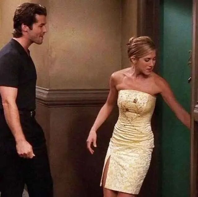 Мода 90-х: ТОП 25 стильних трендів у серіалі 'Друзі' - фото 445542