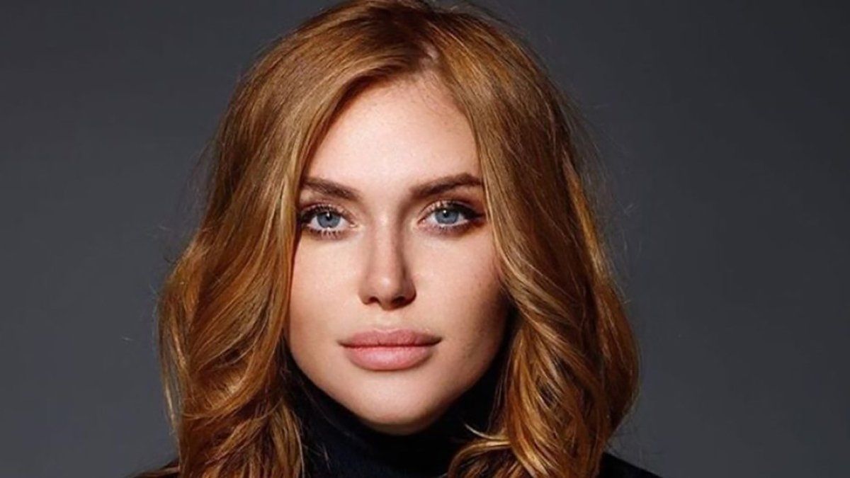 Слава з НеАнгелів згадала, як вона виглядала до пластики: фотопорівняння