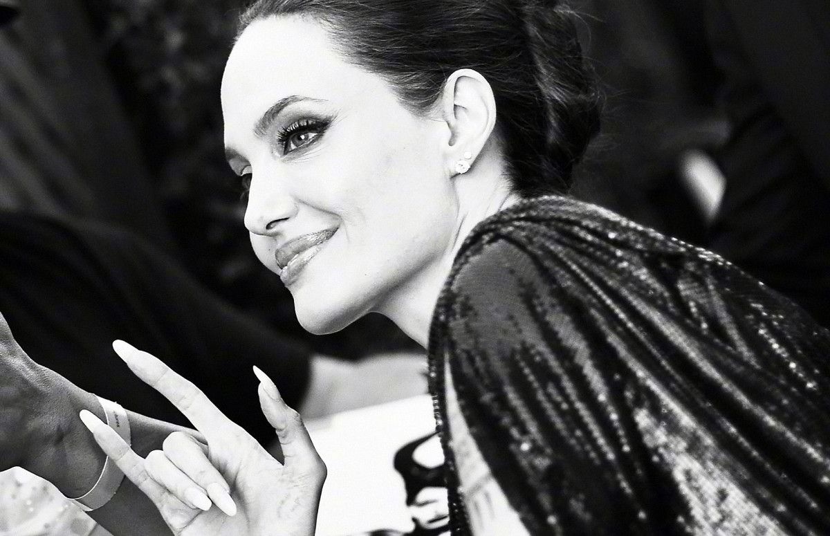 Анжеліна Джолі виставила на продаж картину, написану Вінстоном Черчиллем