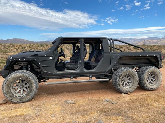 У США показали шестиколісний пікап Апокаліпсис - фото 446102