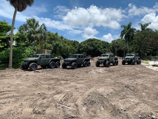 У США показали шестиколісний пікап Апокаліпсис - фото 446104