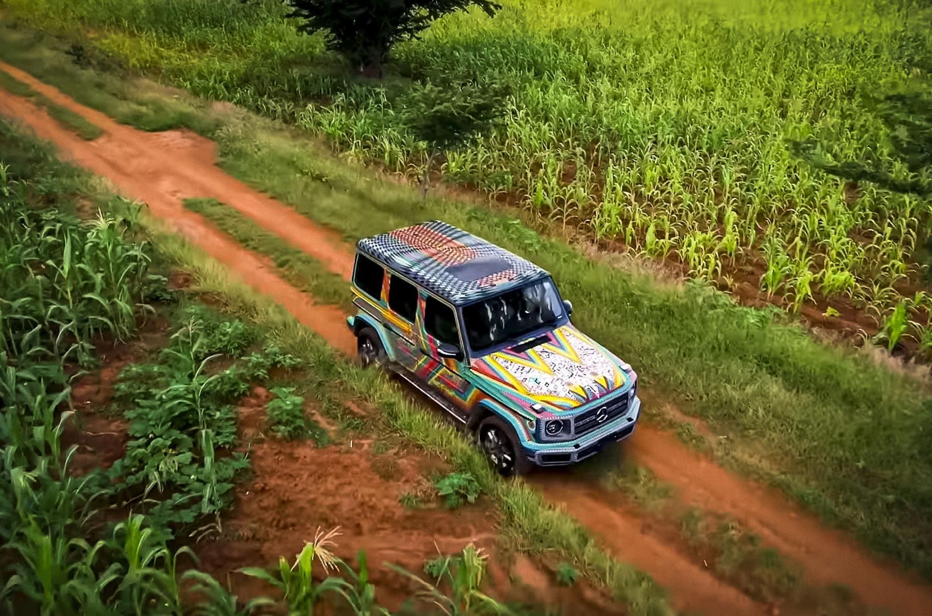 Мексиканці вручну розмалювали Mercedes-Benz G-Class: круті фото та відео