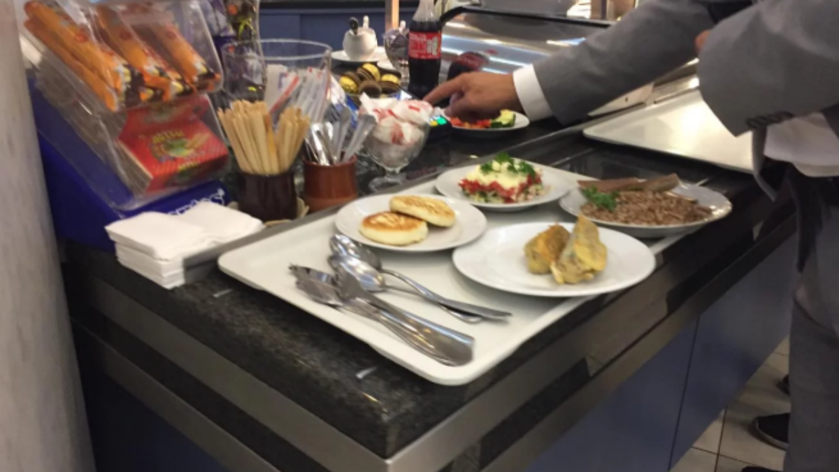 У їдальні Верховної Ради підняли ціни: скільки тепер коштує депутатський обід