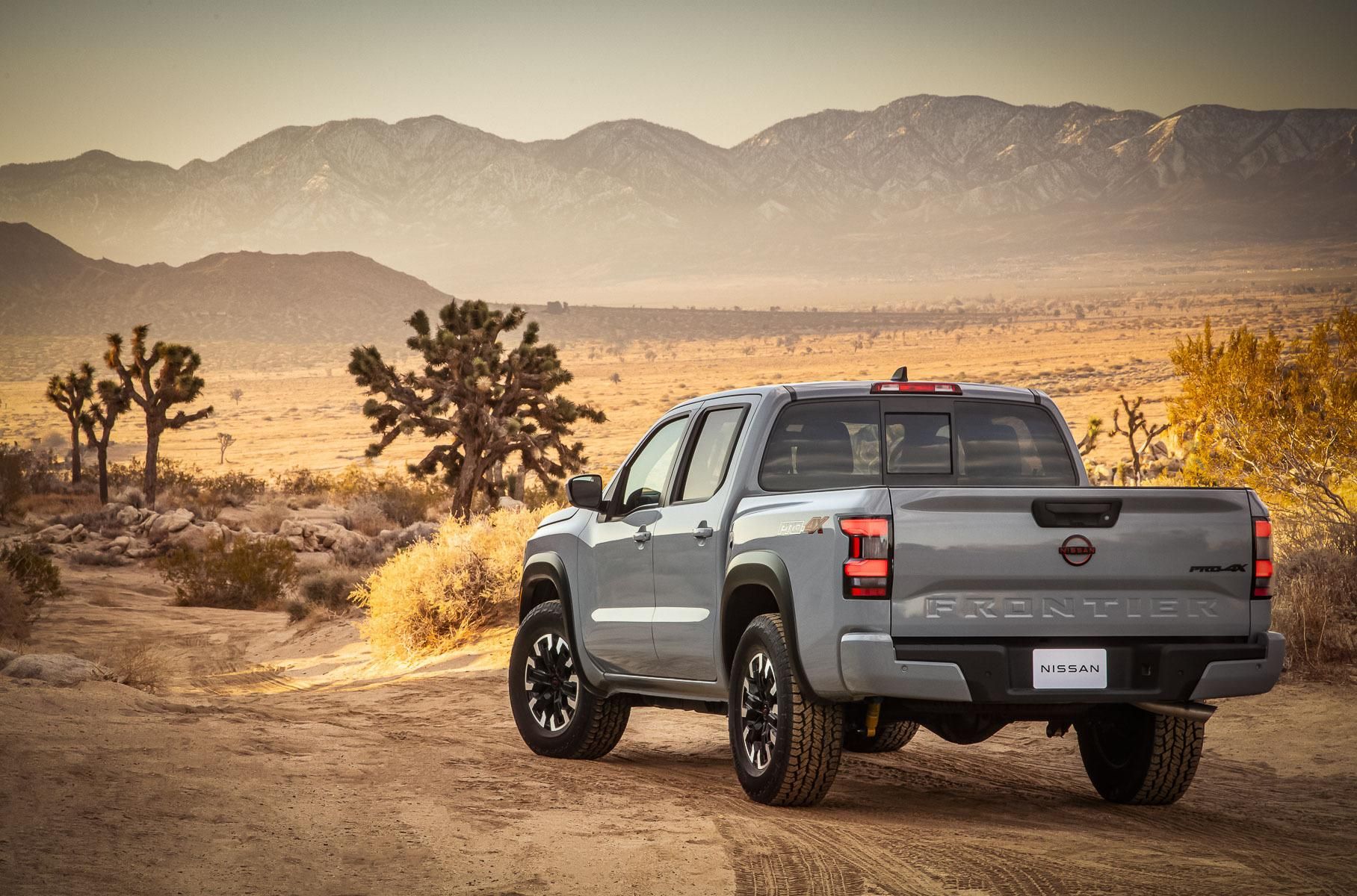 Представлено новий пікап Nissan Frontier: новий екстер'єр у ностальгічному дизайні