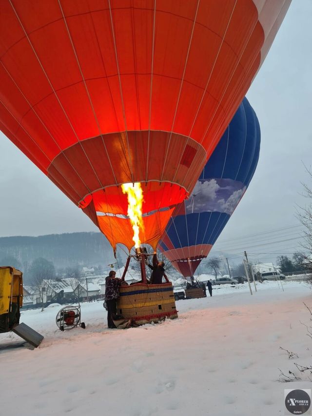 Над Карпатами пролетіли на повітряній кулі і це новий рекорд - фото 446547