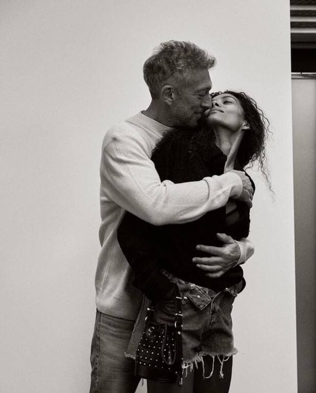 Венсан Кассель і Тіна Кунакі знялися у зухвалій фотосесії - фото 446574