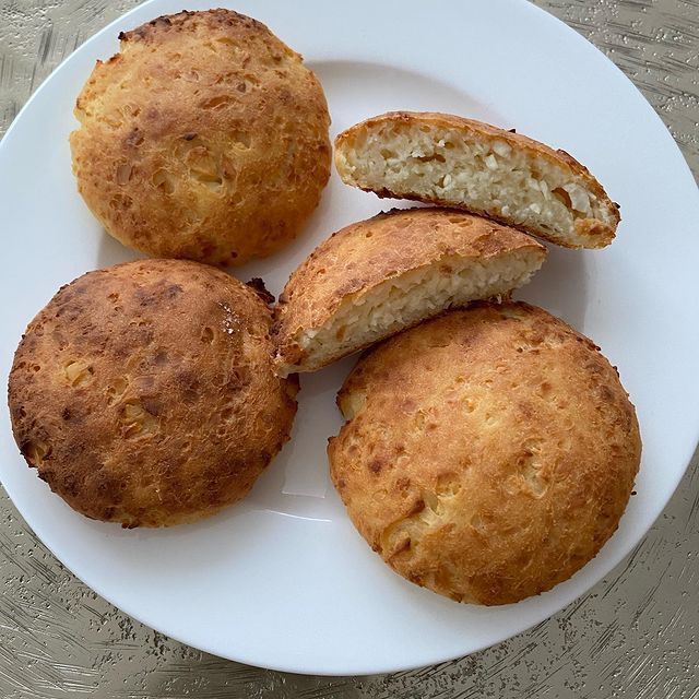 Ідеальний сніданок: Аніта Луценко поділилася простим рецептом сирників - фото 446873