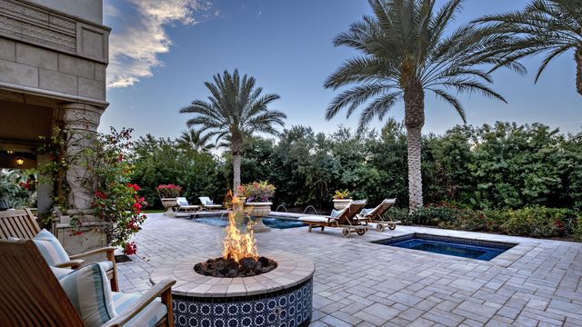 Сильвестр Сталлоне продає елітний будинок у Беверлі-Хіллз: фото - фото 446890