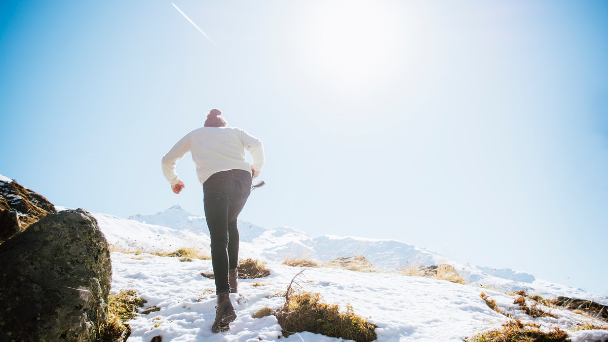 Норвежець пробіг 21 кілометр босоніж по снігу - фото 1