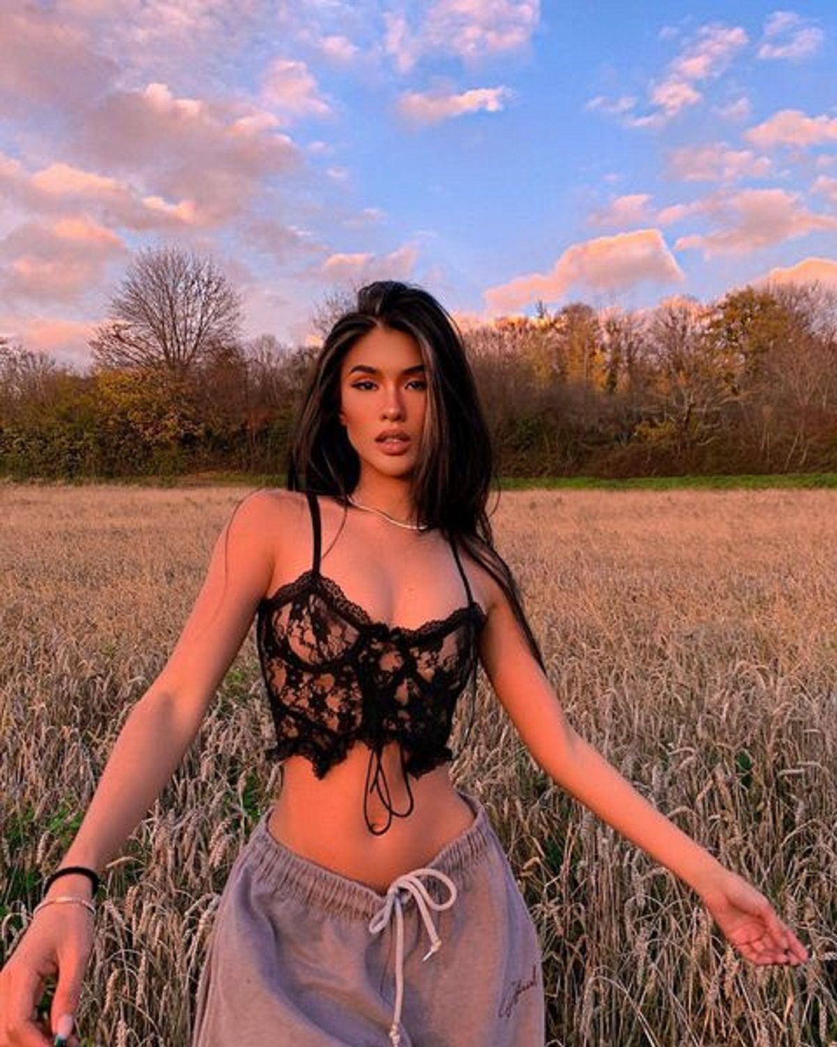 Інстаграм і реальність: популярна модель шокувала фанатів (фото, відео)