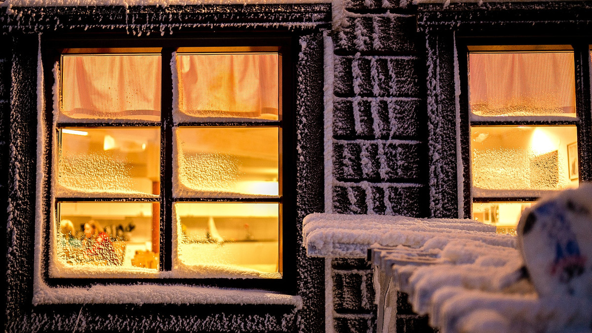 Чому варто зачиняти вікна взимку - фото 1