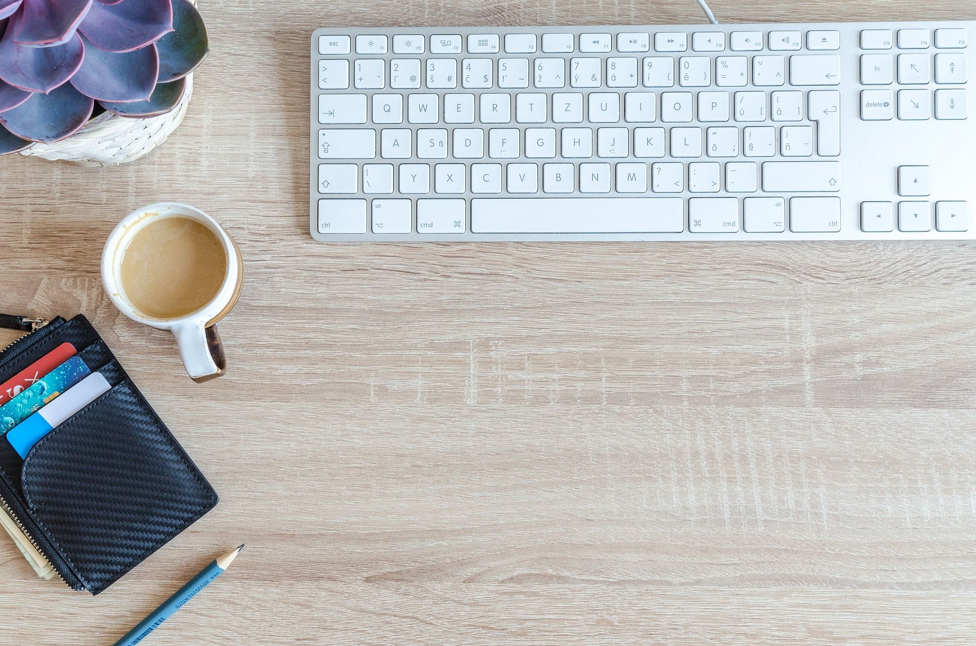 Яким знакам Зодіаку варто поберегти фінанси 14 лютого