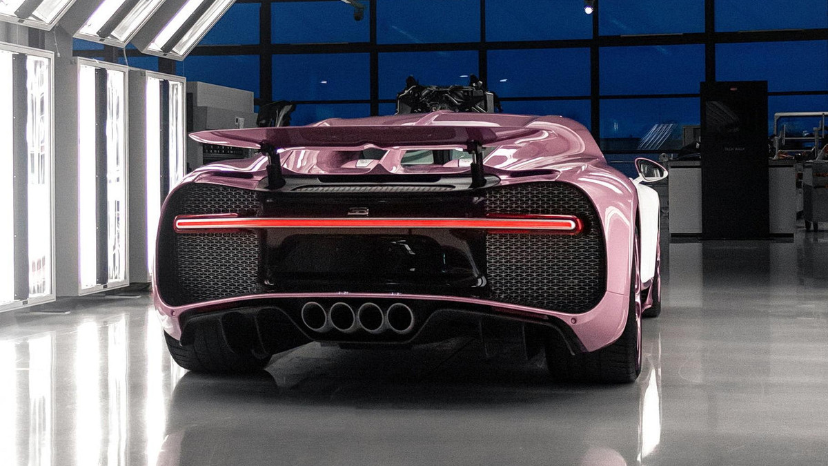Іменний Bugatti Chiron зробили в єдиному екземплярі - фото 1