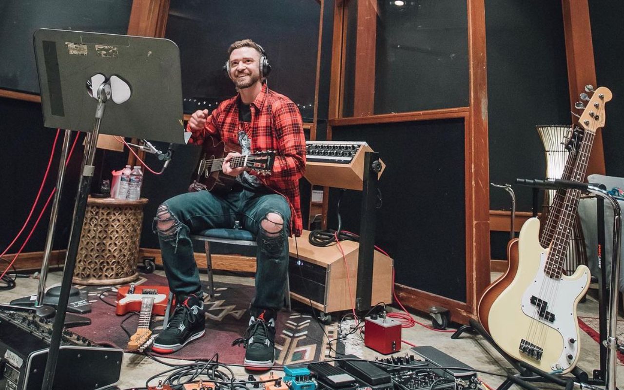 Джастін Тімберлейк публічно вибачився перед Брітні Спірс і Джанет Джексон