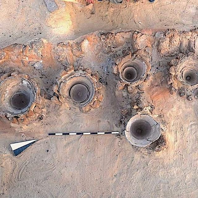 У Єгипті знайшли найдавнішу пивоварню світу: фото - фото 447736